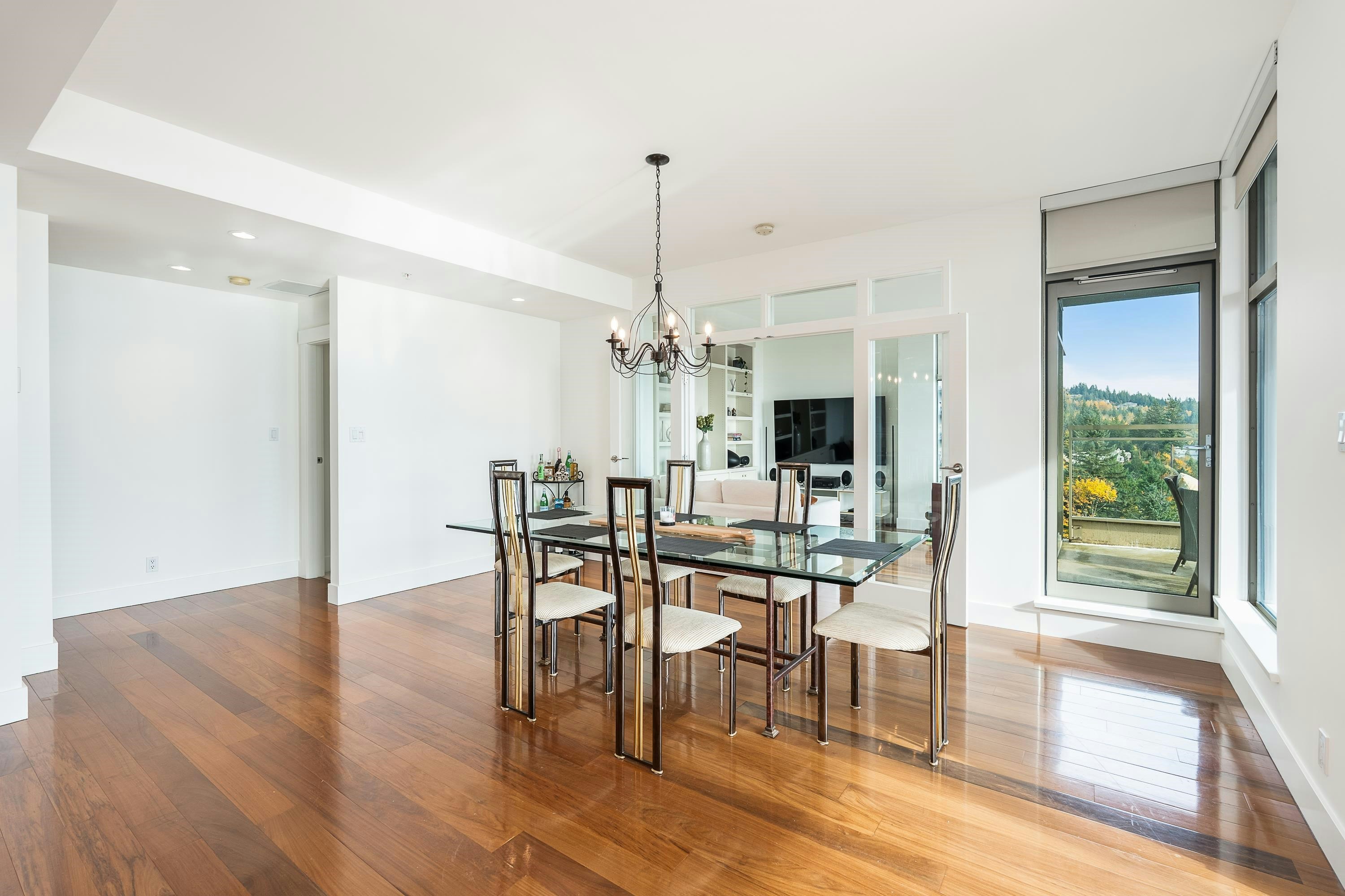 1101-3335 Cypress Place, West Vancouver, BC, V7S 3J8 - 9