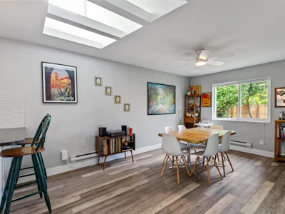 866 56 Street - 3