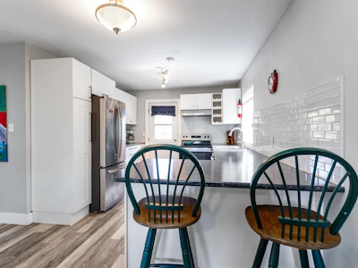 866 56 Street - 5