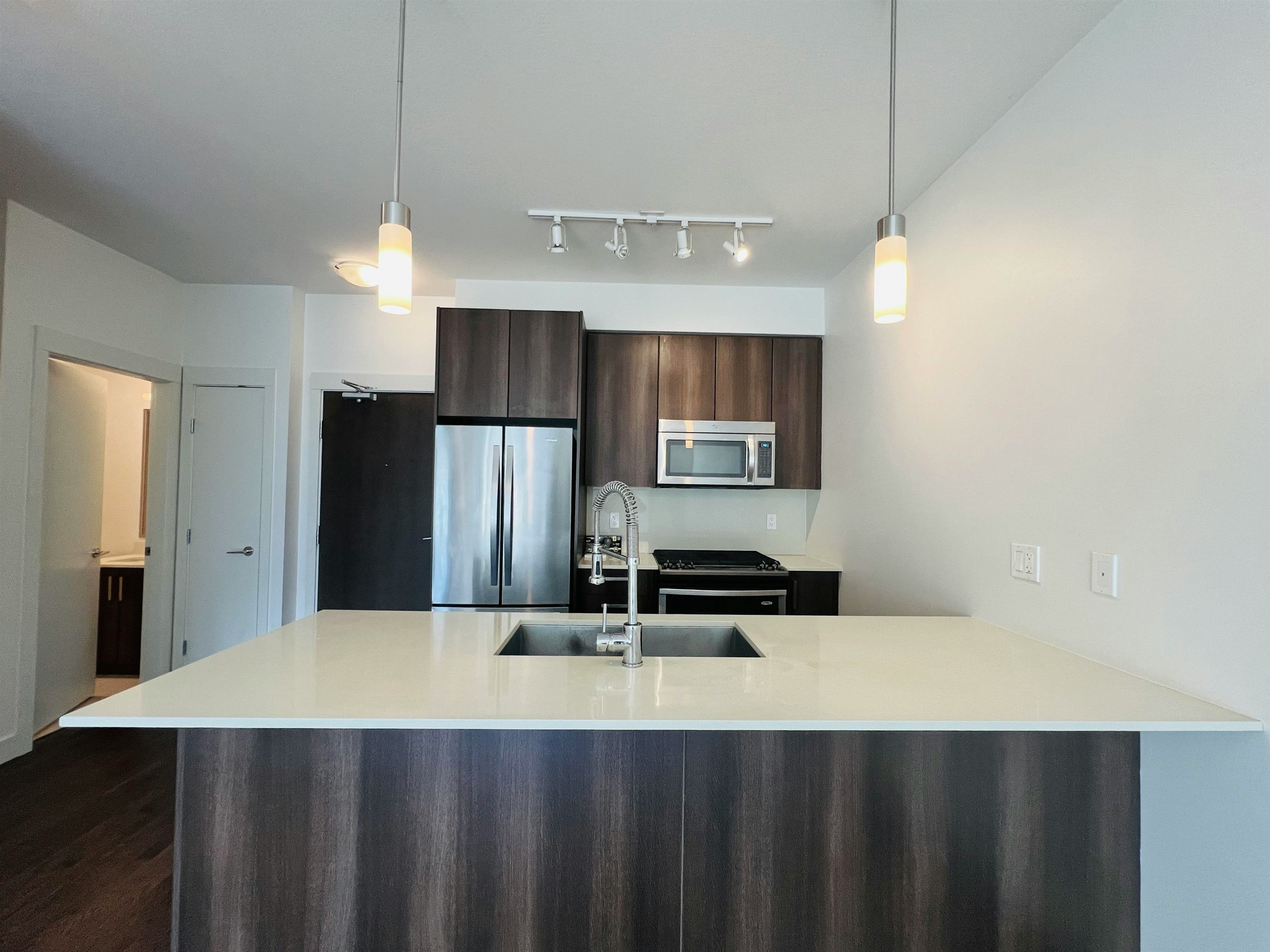 416-7058 14th Avenue, Burnaby, BC, V3N 0E6 - 2