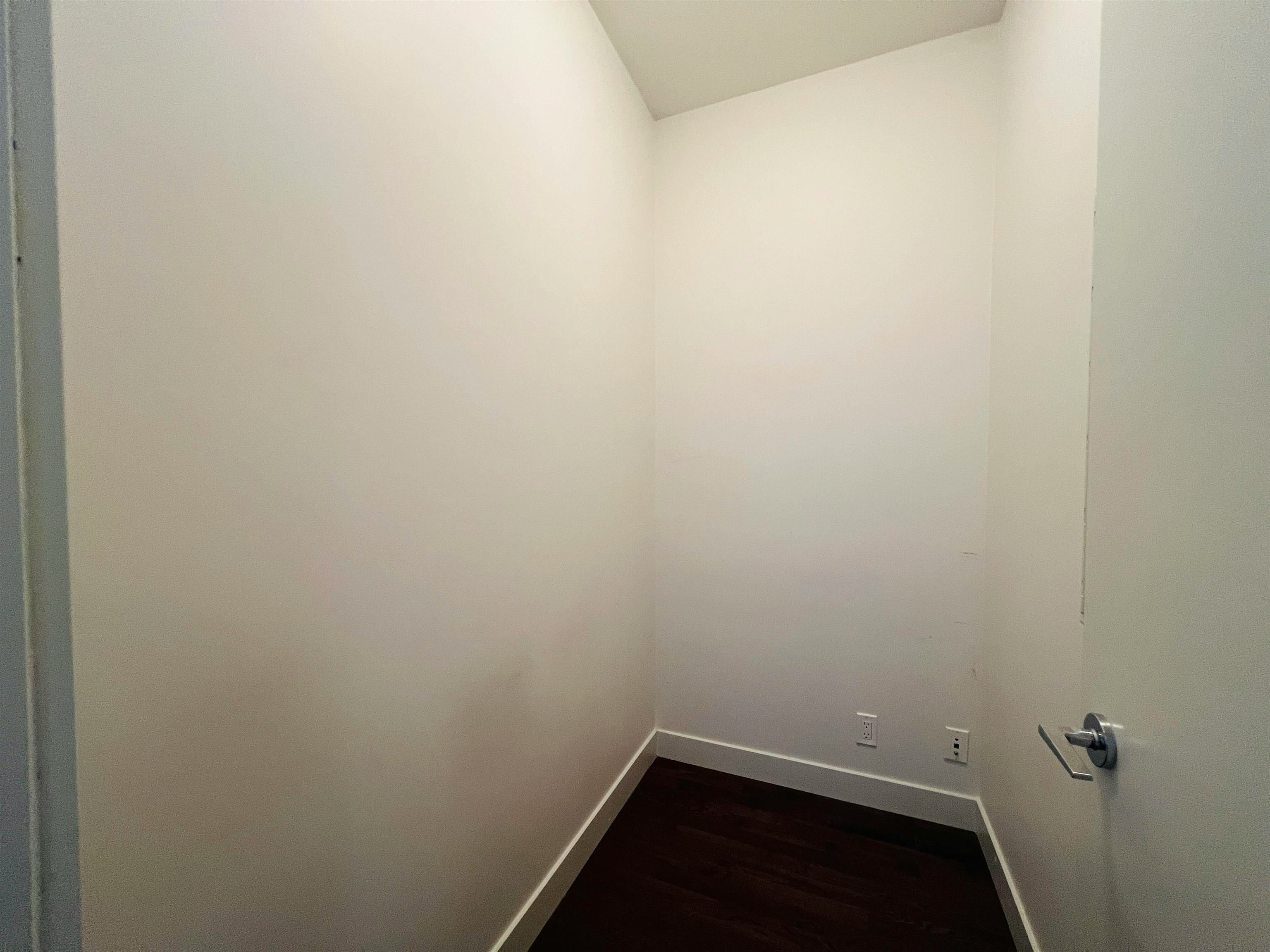 416-7058 14th Avenue, Burnaby, BC, V3N 0E6 - 8