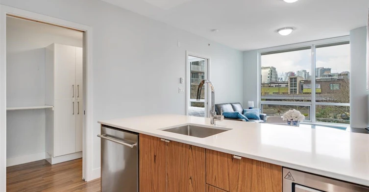 5XX-159 W 2nd Avenue, Vancouver, BC, V5Y 0L8 - 12