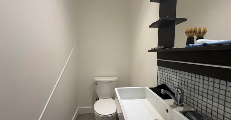820 Keith Road, West Vancouver, BC, V7T 1M3 - 11