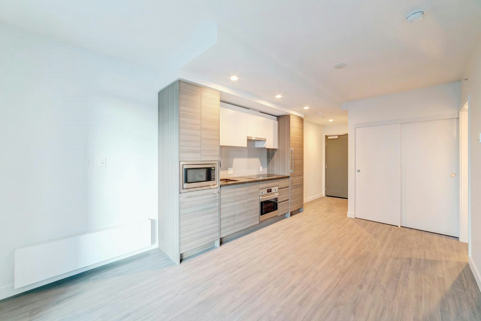 13xx-13655 Fraser Highway, Surrey, BC, V3T 0P8 - 2