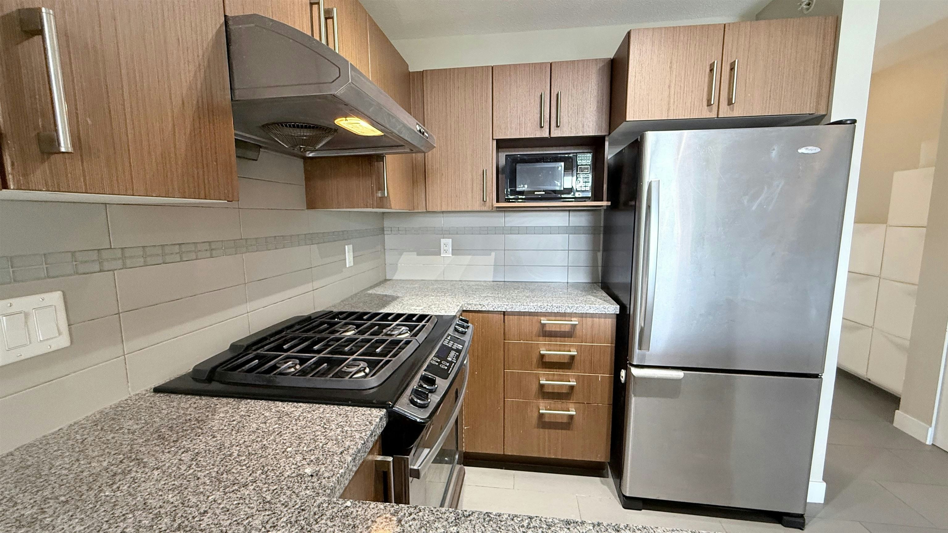 421-6828 Eckersley Road, Richmond, BC, V6Y 0E8 - 8