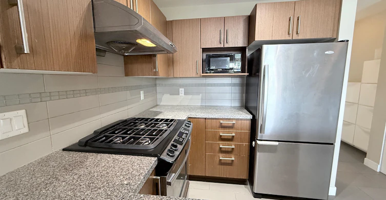 421-6828 Eckersley Road, Richmond, BC, V6Y 0E8 - 8