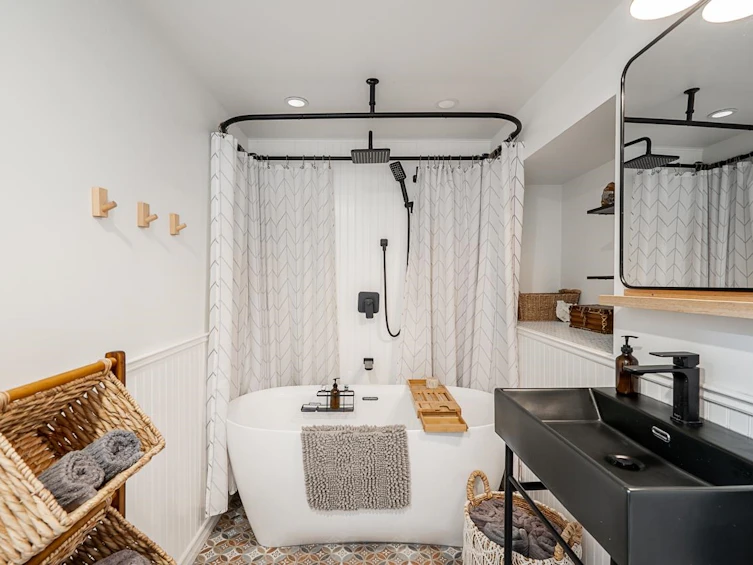 457 E 11th Street, North Vancouver, BC, V7L 2H3 - 31