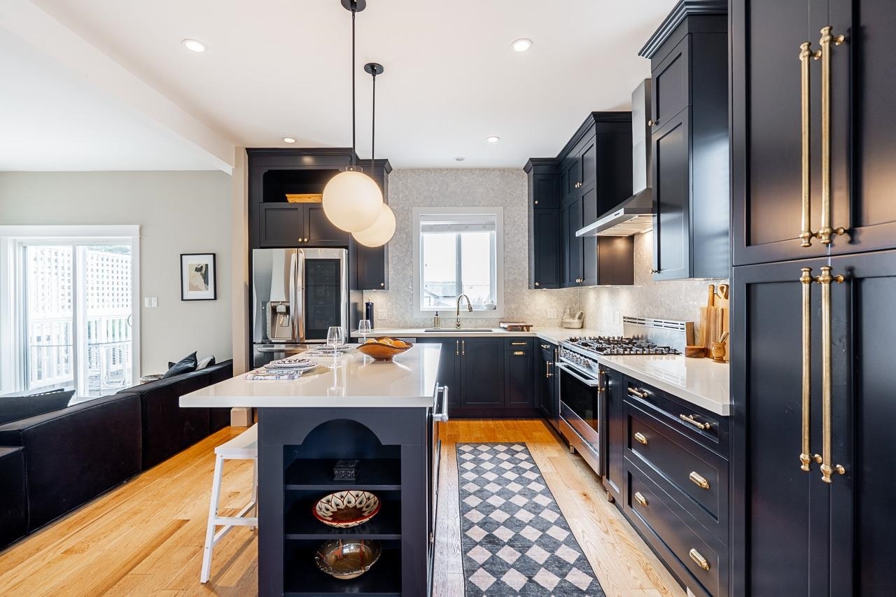 457 E 11th Street, North Vancouver, BC, V7L 2H3 - 3