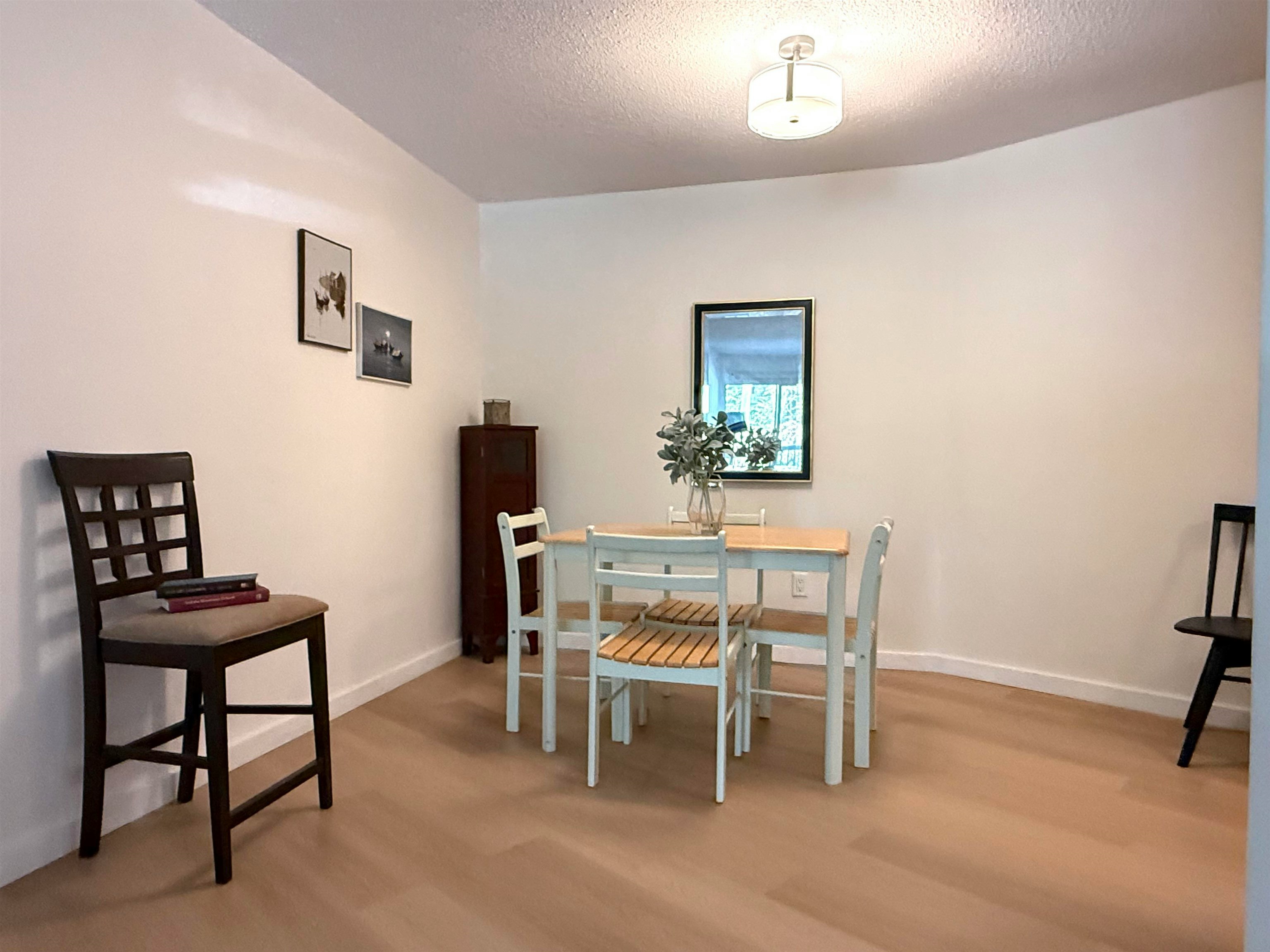 218-15020 North Bluff Road, Surrey, BC, V4B 5A4 - 6