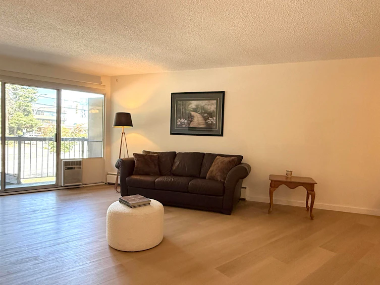 218-15020 North Bluff Road, Surrey, BC, V4B 5A4 - 10