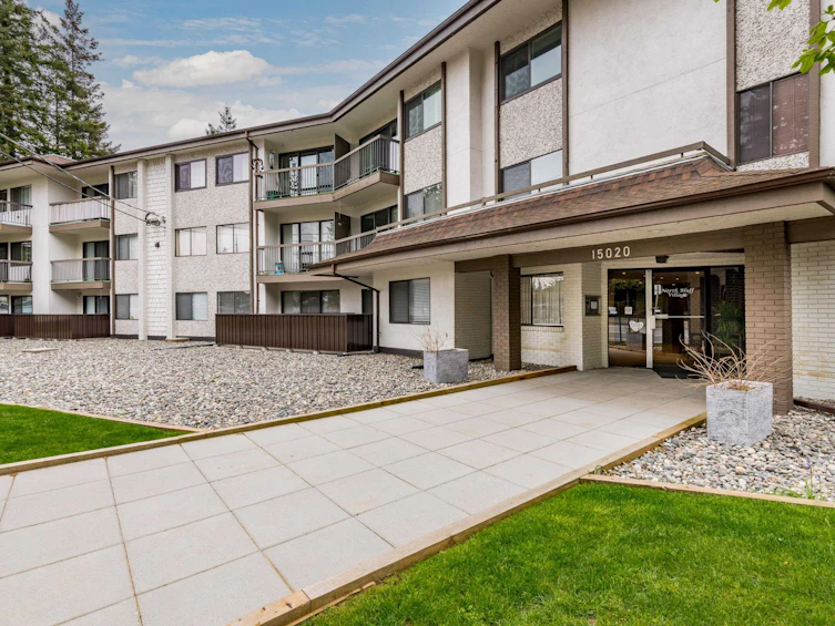 218-15020 North Bluff Road, Surrey, BC, V4B 5A4 - 25