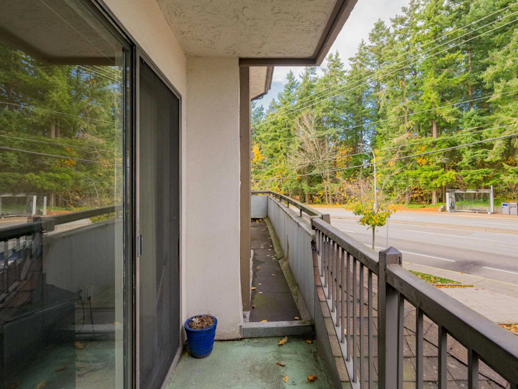 218-15020 North Bluff Road, Surrey, BC, V4B 5A4 - 18