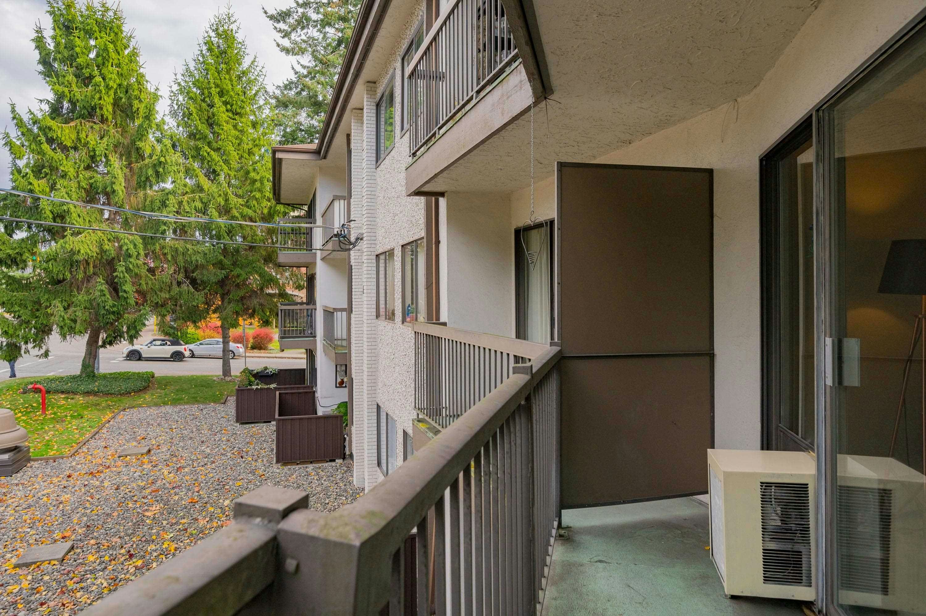 218-15020 North Bluff Road, Surrey, BC, V4B 5A4 - 19
