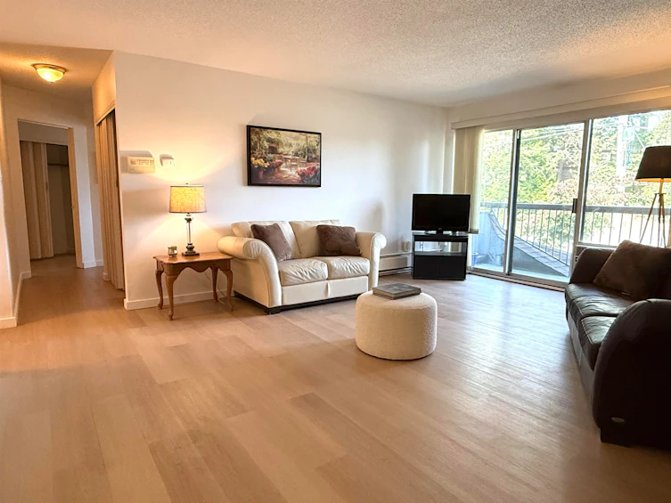 218-15020 North Bluff Road, Surrey, BC, V4B 5A4 - 9