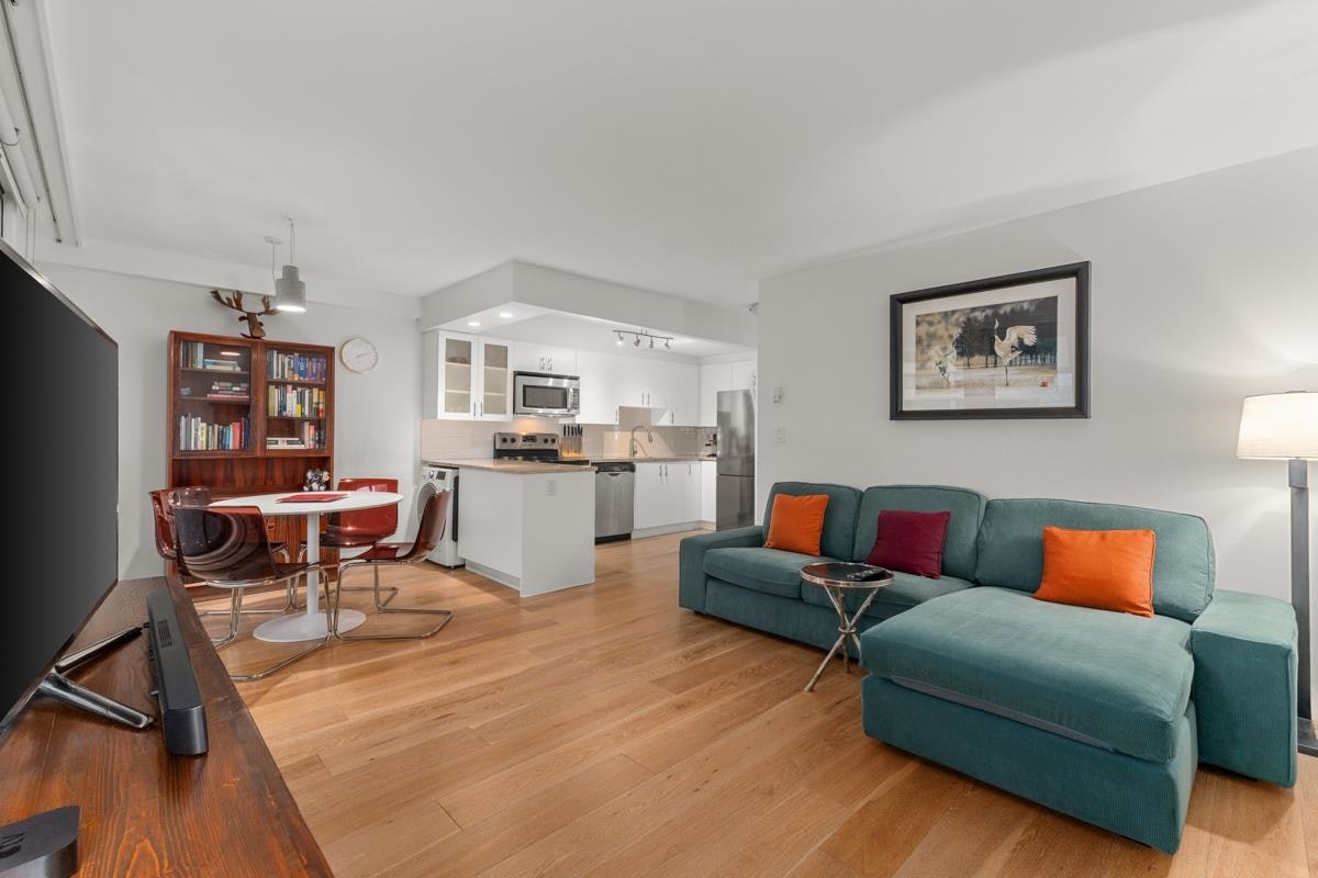 401-1819 Pendrell Street, Vancouver, BC, V6G 1T3 - 11