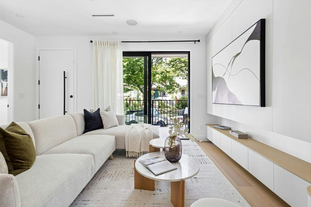 1-2124 E 8 Avenue, Vancouver, BC, V5N 1V5 - 18