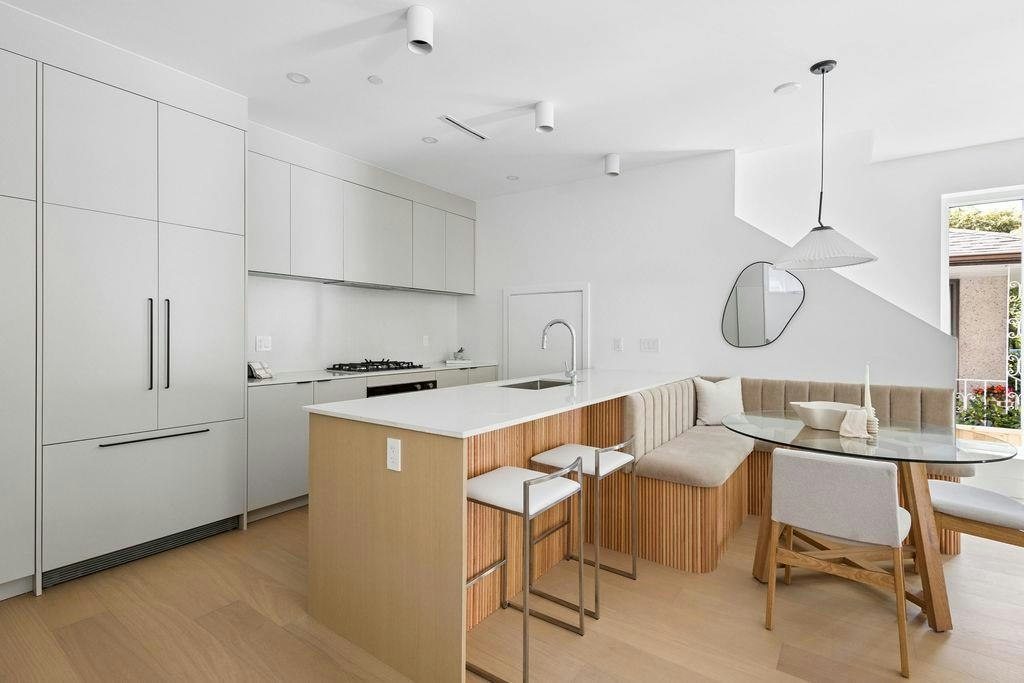 1-2124 E 8 Avenue, Vancouver, BC, V5N 1V5 - 9