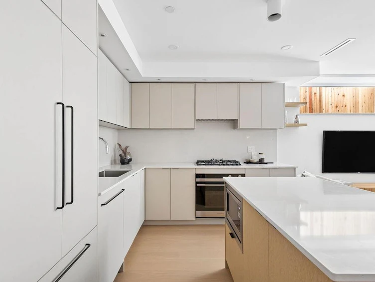 2-2124 E 8 Avenue, Vancouver, BC, V5N 1V5 - 6