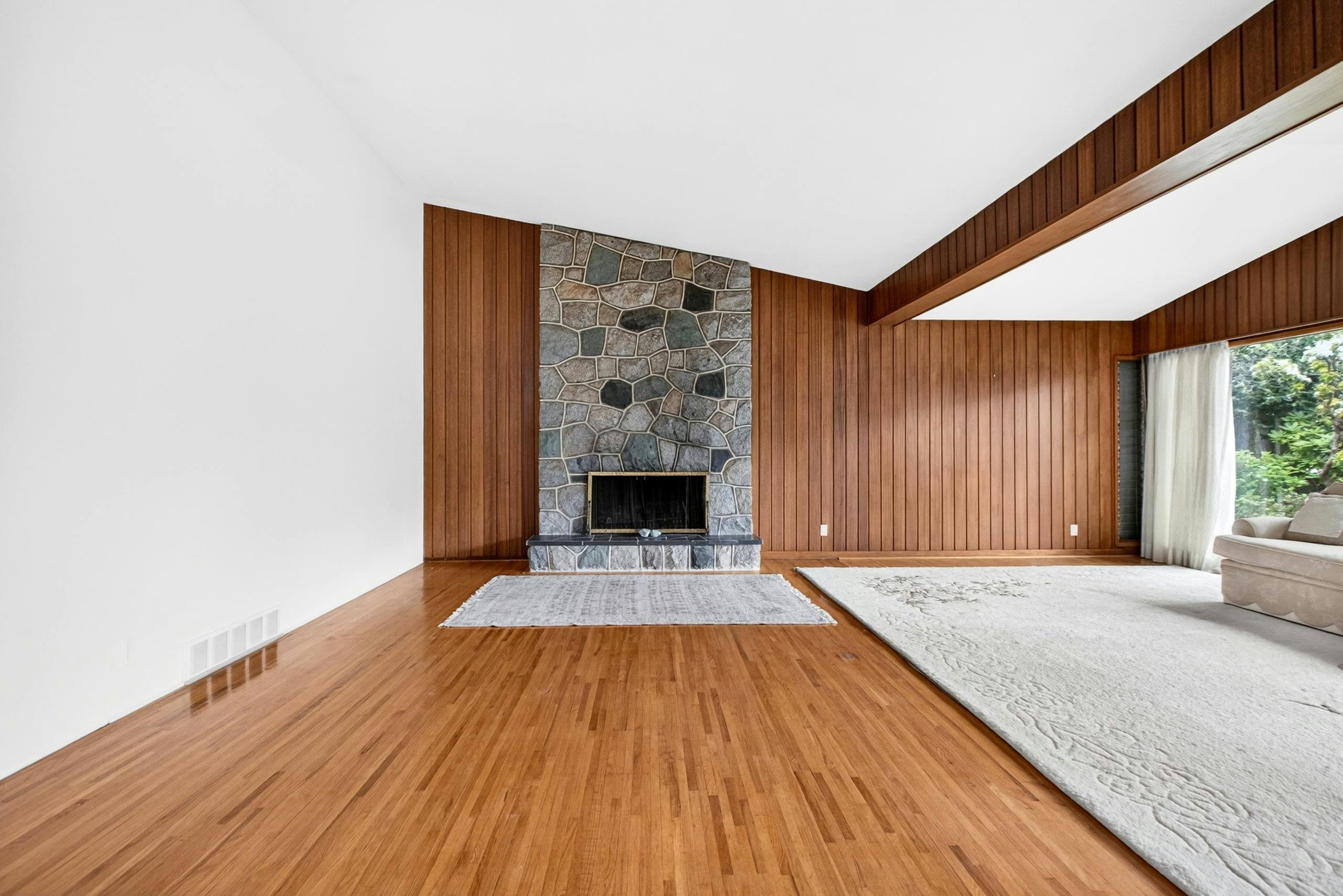 642 W 53rd Avenue - 5