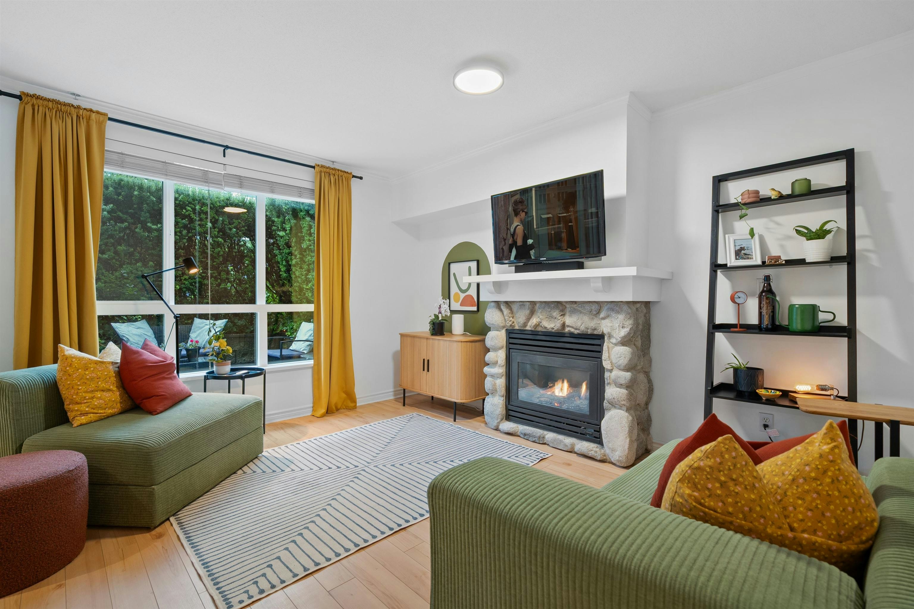 3-1005 Lynn Valley Road, North Vancouver, BC, V7J 1Z6