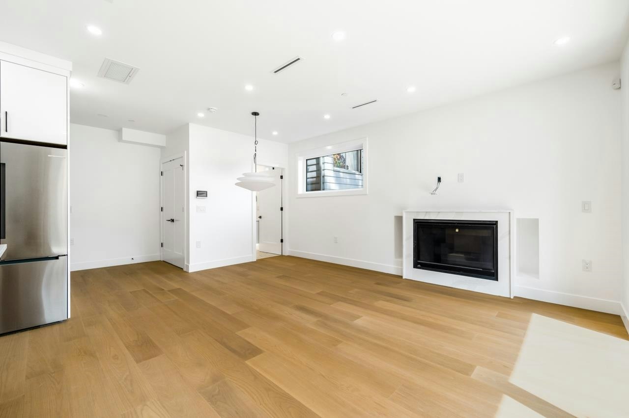 2-950 W 17th Avenue, Vancouver, BC, V5Z 1V4 - 12
