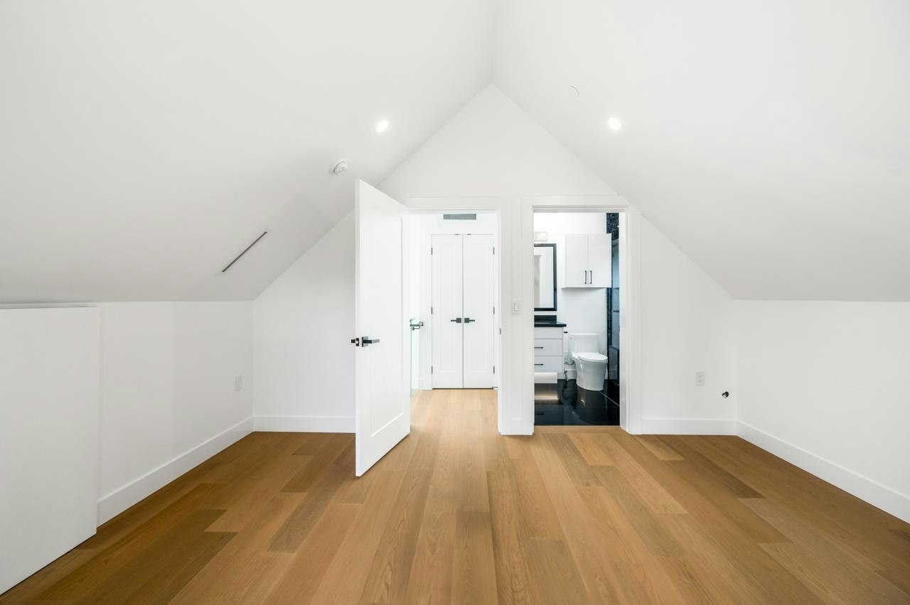 2-950 W 17th Avenue, Vancouver, BC, V5Z 1V4 - 26