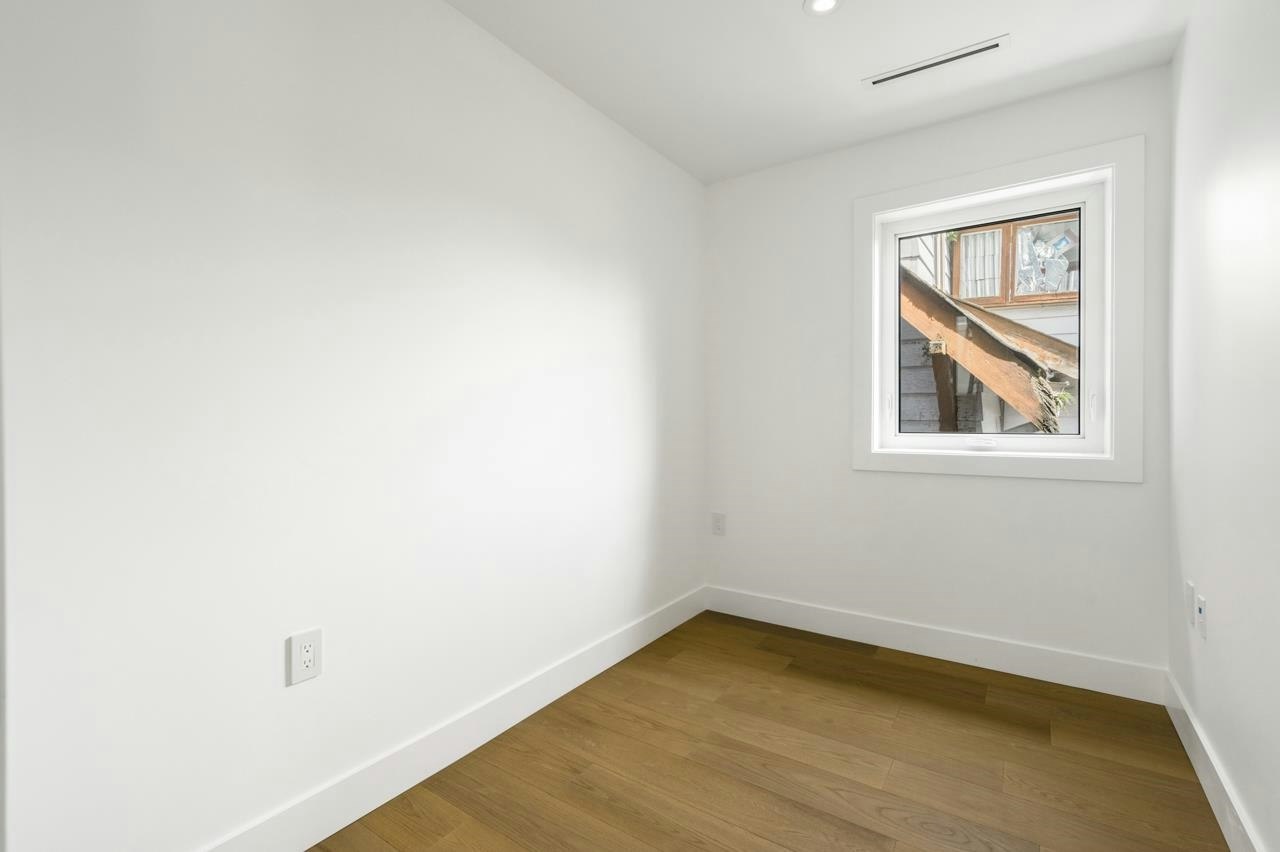 2-950 W 17th Avenue, Vancouver, BC, V5Z 1V4 - 14
