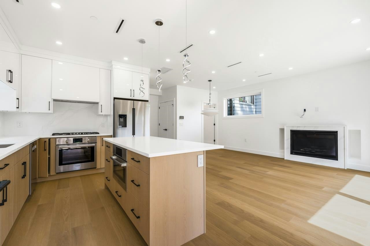 2-950 W 17th Avenue, Vancouver, BC, V5Z 1V4 - 8