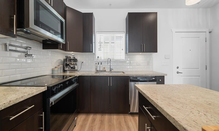 223-368 Ellesmere Avenue