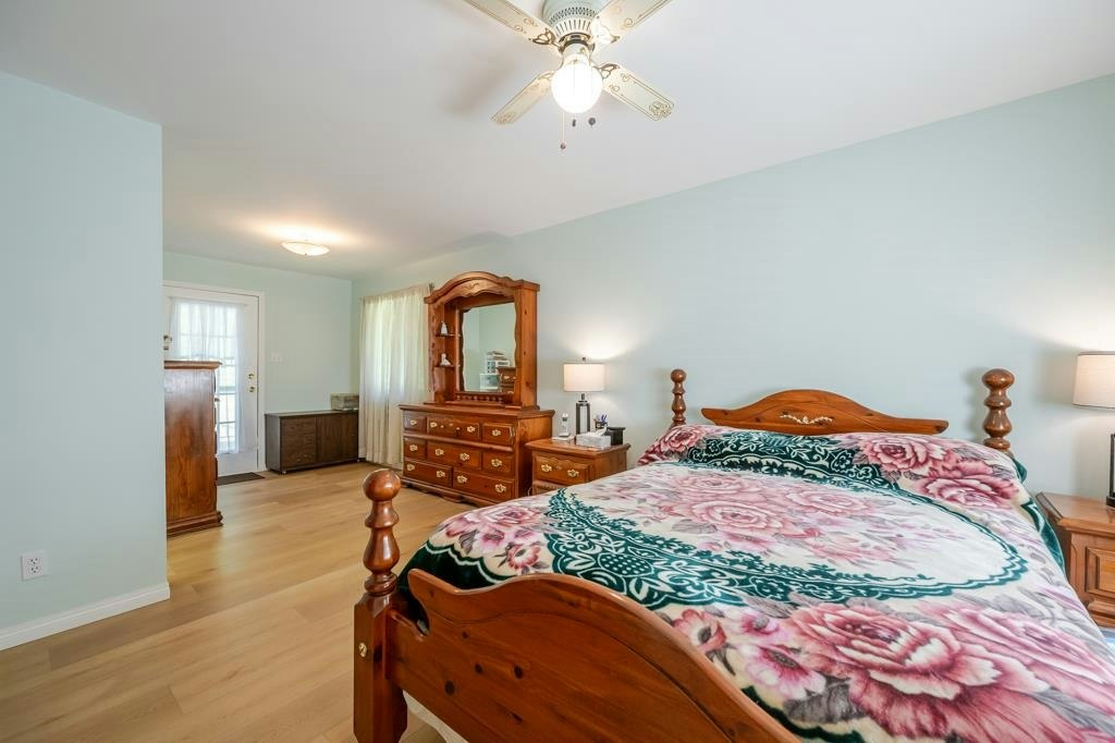 25465 Hilland Avenue, Maple Ridge, BC, V4R 1G3 - 18