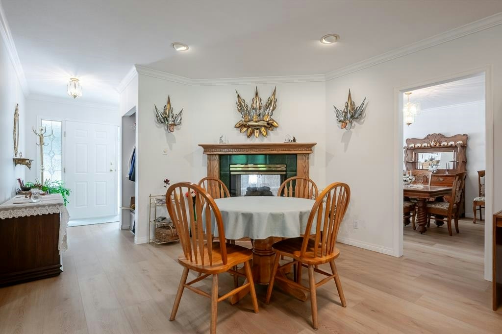 25465 Hilland Avenue, Maple Ridge, BC, V4R 1G3 - 8