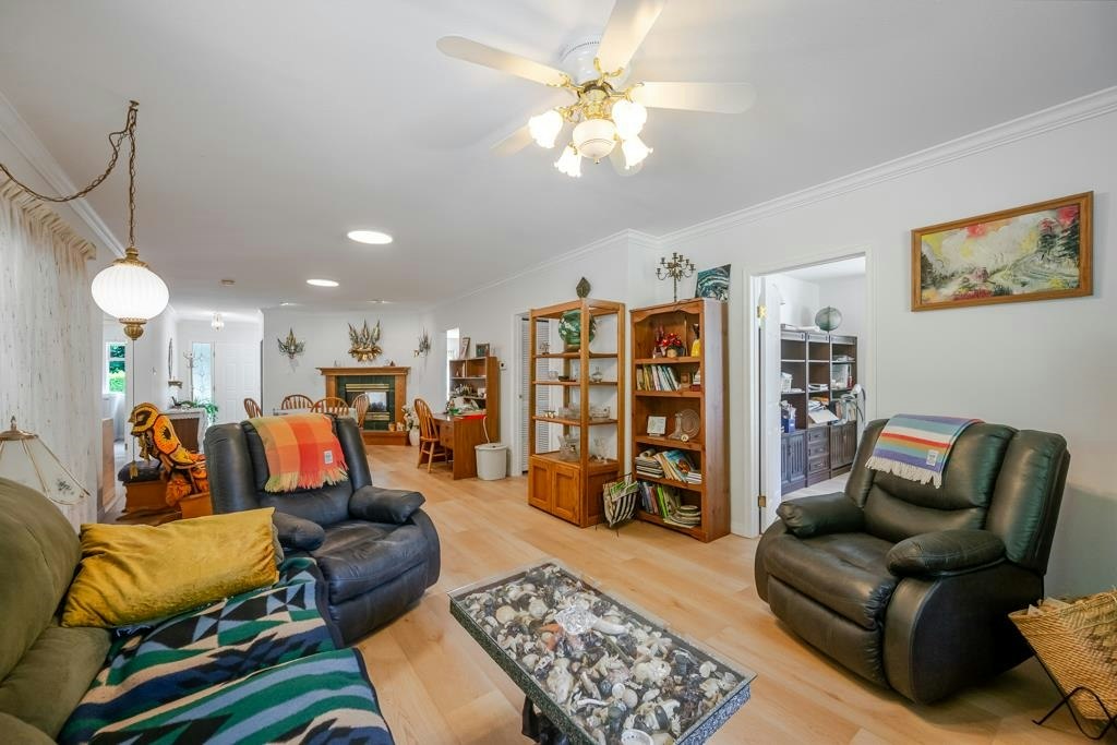 25465 Hilland Avenue, Maple Ridge, BC, V4R 1G3 - 14
