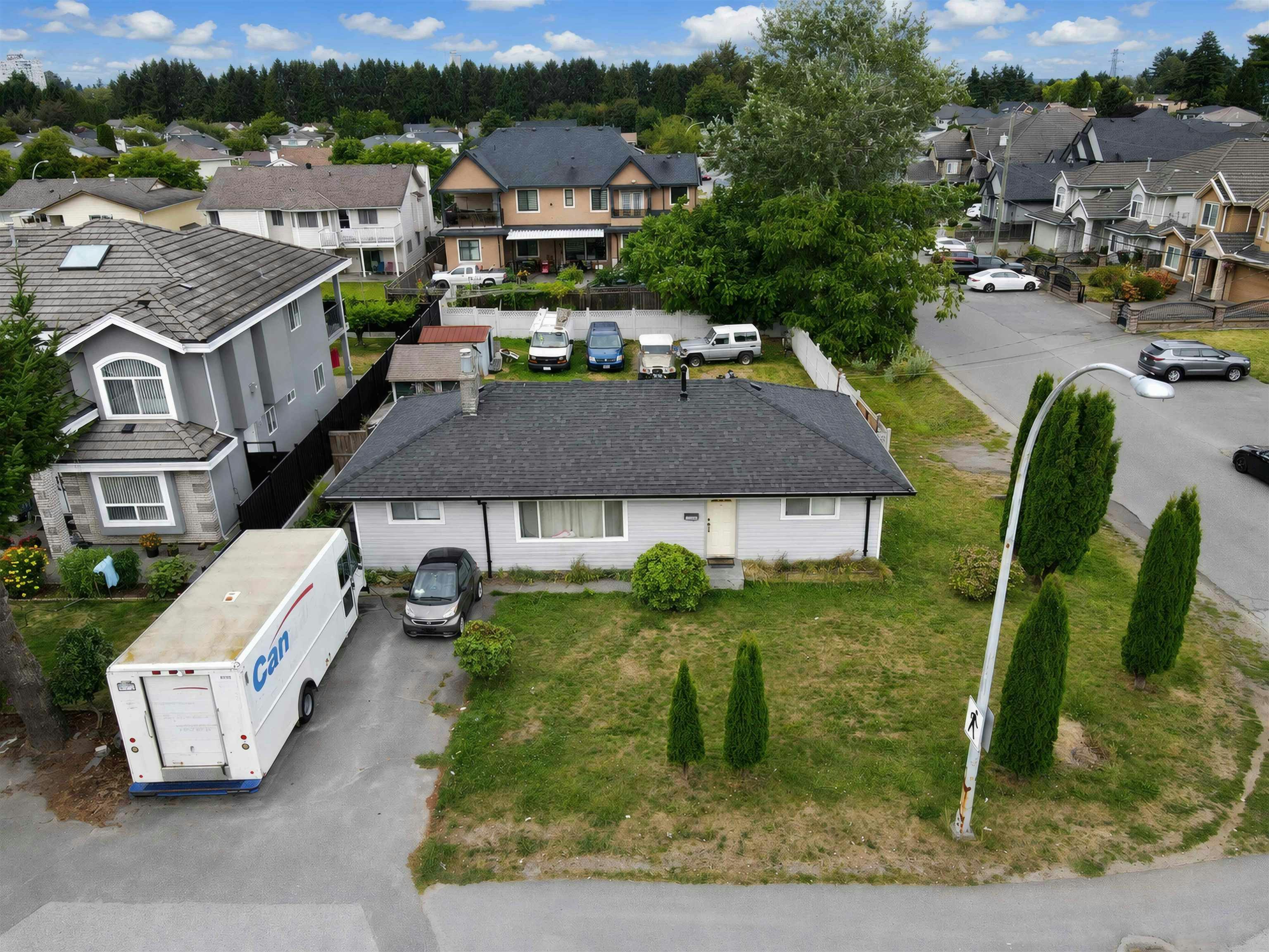 12141 84 Avenue, Surrey, BC, V3W 6K6