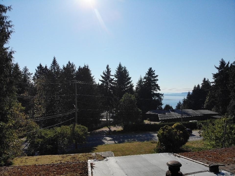5292 Nestman Road, Sechelt, BC, V7Z 0G6