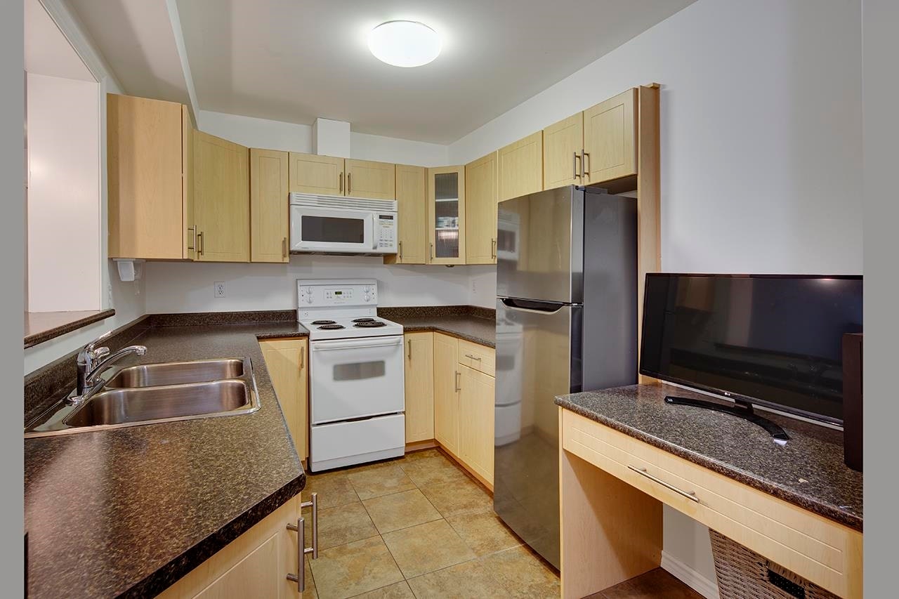 3953 206a Street, Langley, BC, V3A 7A8 - 25