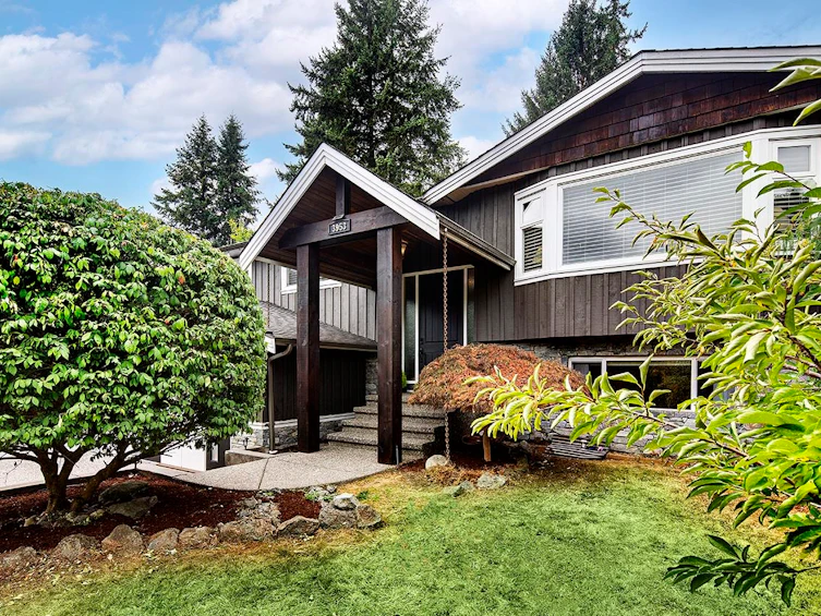 3953 206a Street, Langley, BC, V3A 7A8 - 3