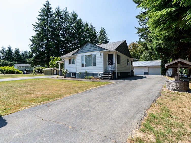 4821 248 Street, Langley, BC, V4W 1C8 - 4