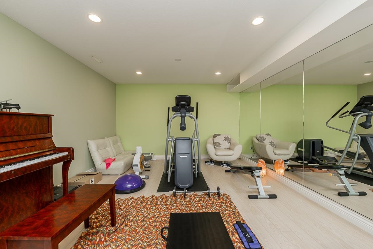 15730 38a Avenue, Surrey, BC, V3S 0K8 - 23