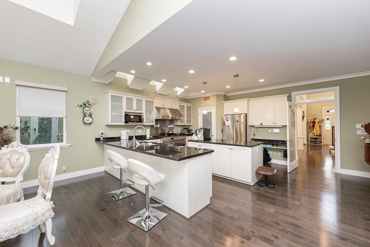 15730 38a Avenue, Surrey, BC, V3S 0K8 - 12
