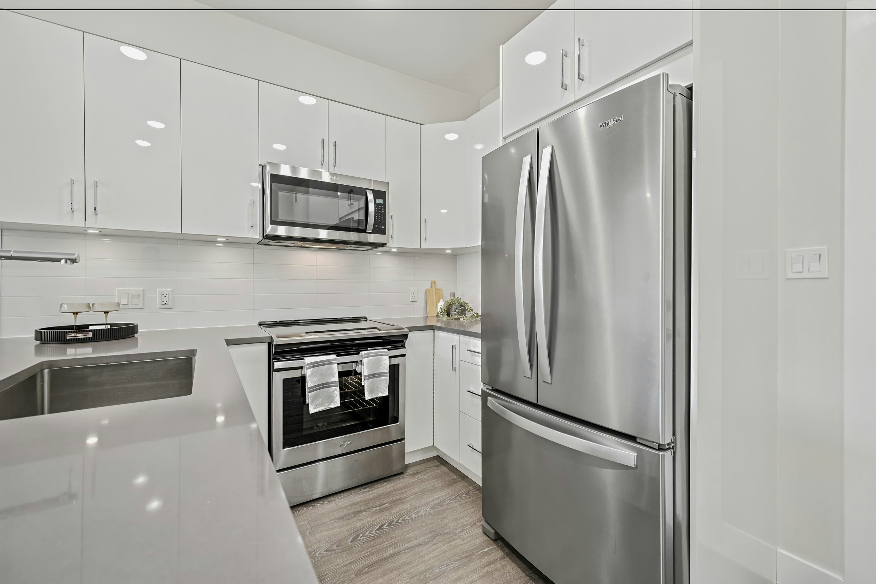 301-15351 101 Avenue - 5