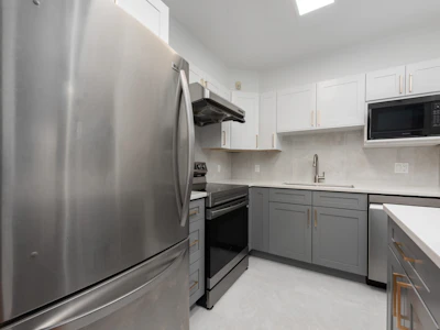 3428 Adanac Street - 5