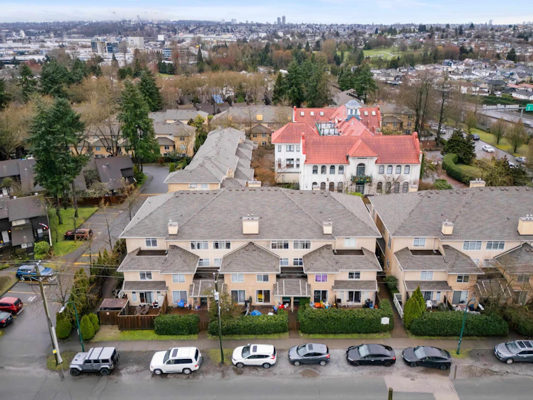 15-3428 Adanac Street, Vancouver, BC, V5K 5H5 - 13