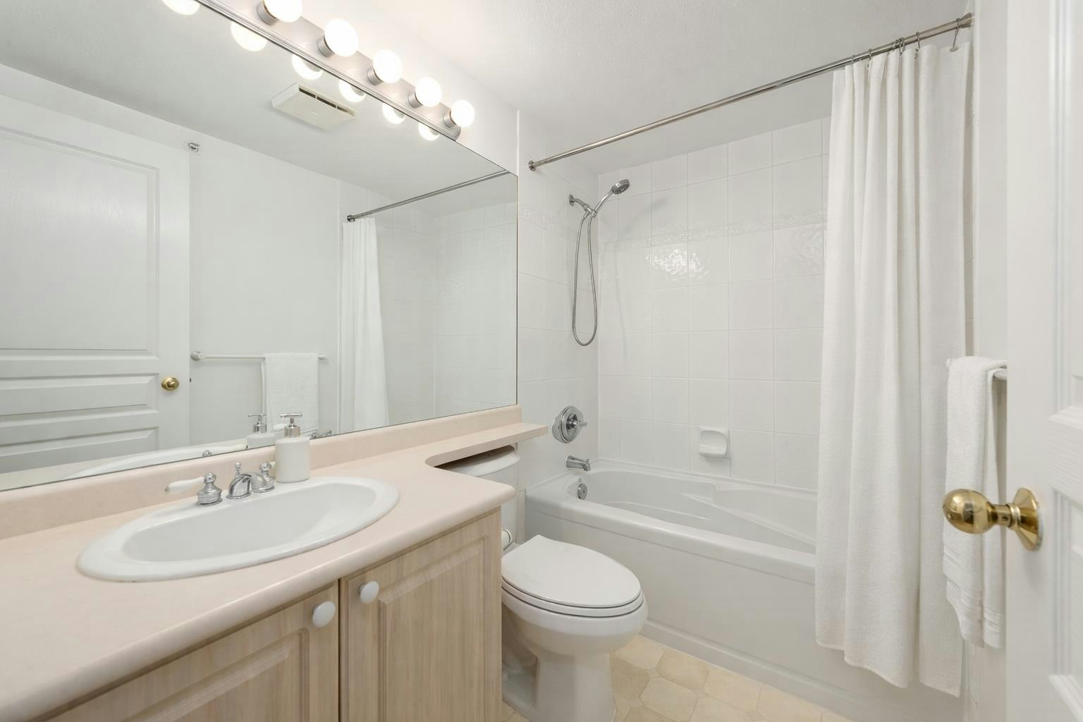 15-3428 Adanac Street, Vancouver, BC, V5K 5H5 - 9