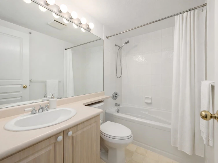 15-3428 Adanac Street, Vancouver, BC, V5K 5H5 - 9