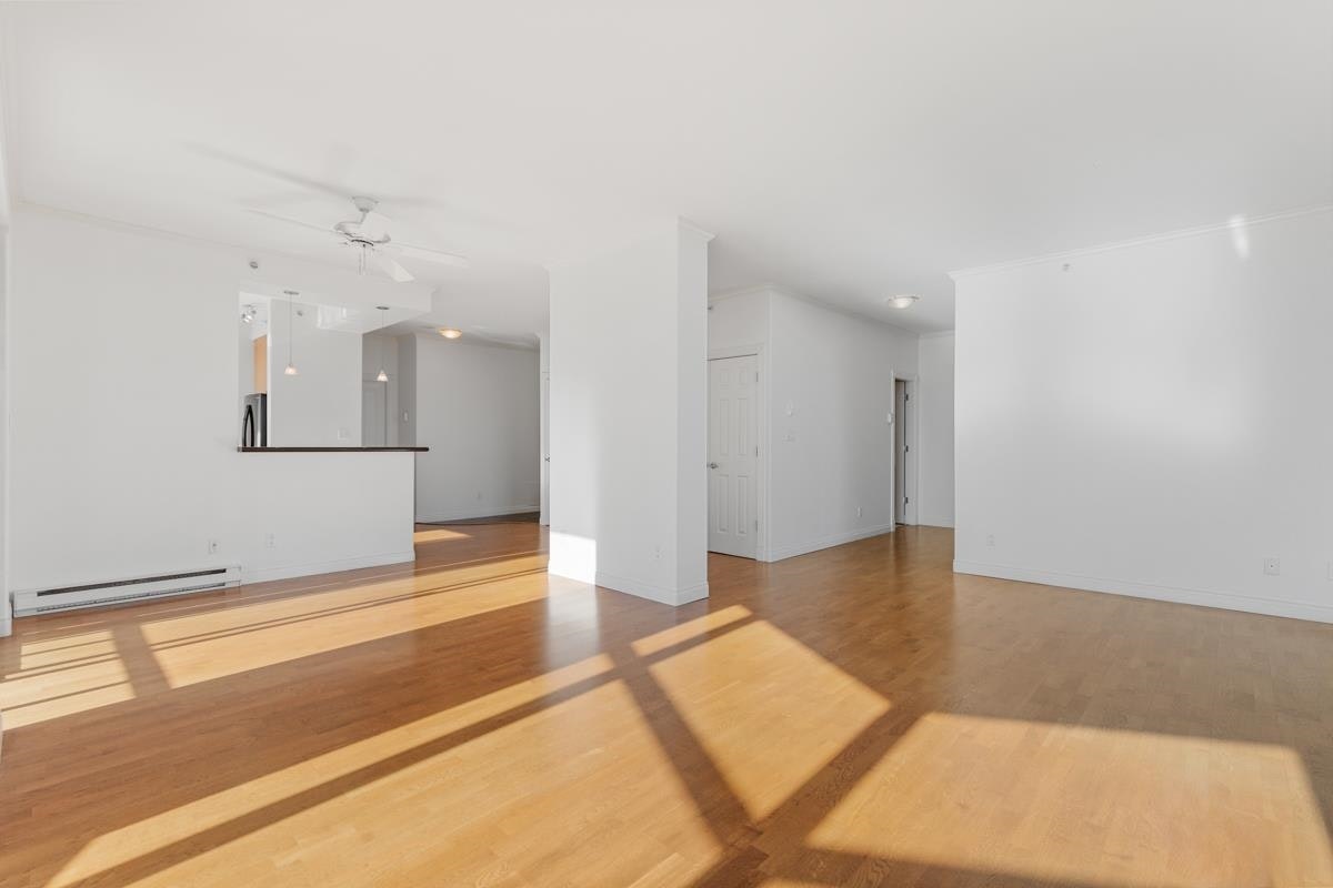 1406-160 E 13th Street, North Vancouver, BC, V7L 2L5 - 6