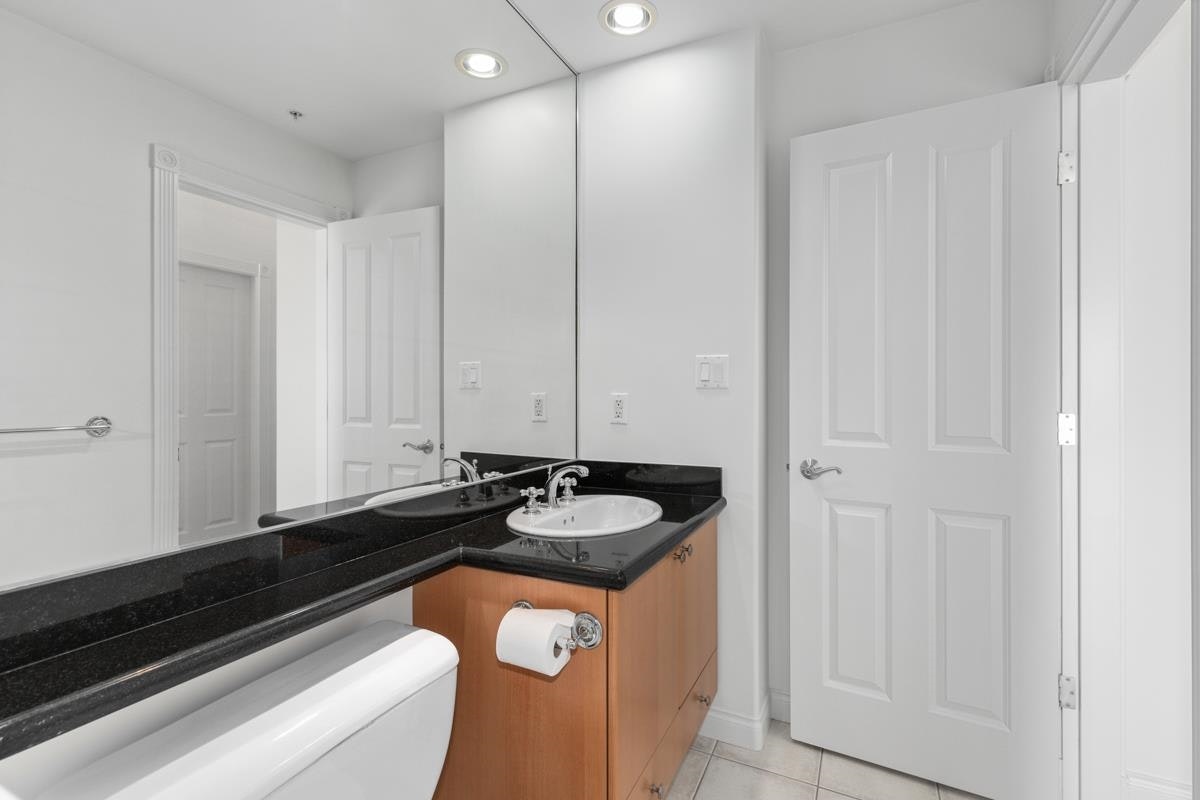 1406-160 E 13th Street, North Vancouver, BC, V7L 2L5 - 24