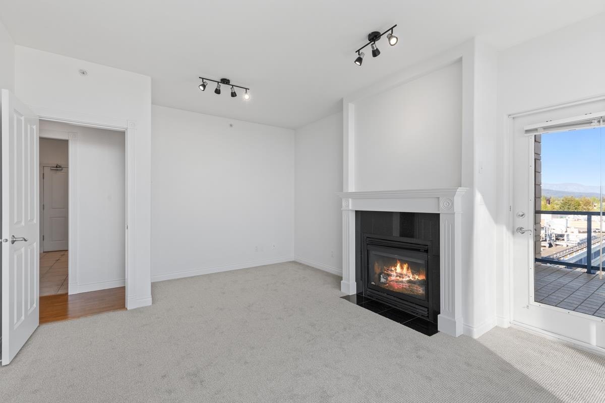 1406-160 E 13th Street, North Vancouver, BC, V7L 2L5 - 18
