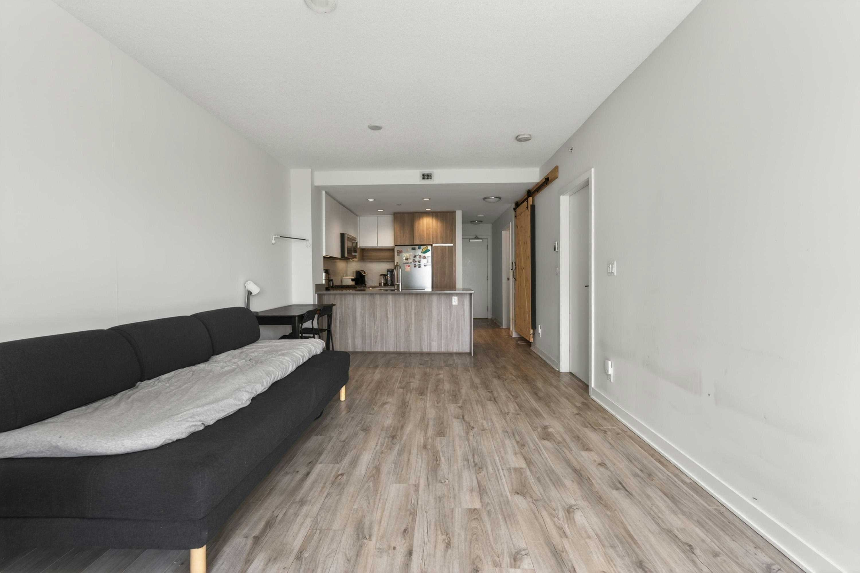 1103-8940 University Crescent, Burnaby, BC, V5A 0E7 - 6