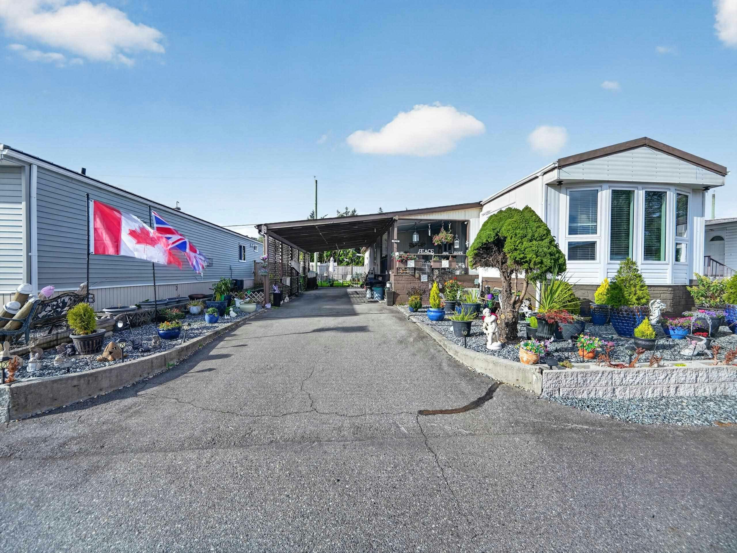 168-27111 0 Avenue, Langley, BC, V4W 2T4