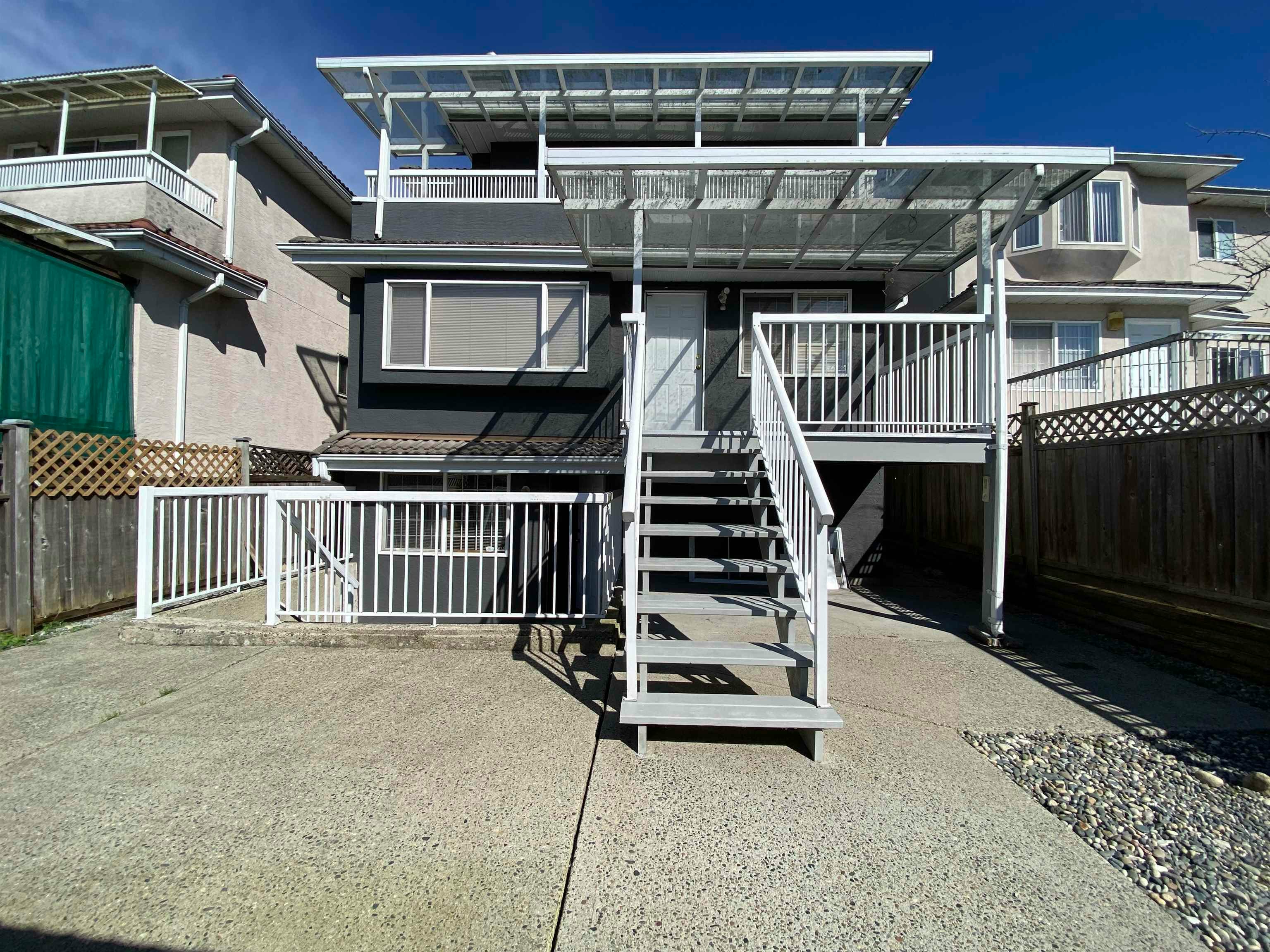 2 Bed Suite-5536 Neville Street, Burnaby, BC, V5J 2H7